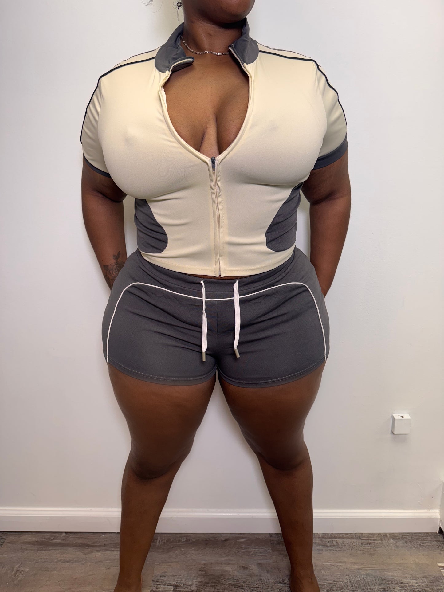 Hoochie Summers